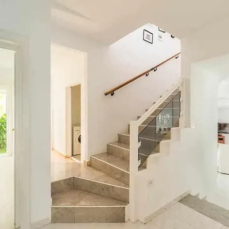 Gedel Ma Zen ヴィラ ポリス・デ・アボナ