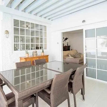 ヴィラ Gedel Ma Zen