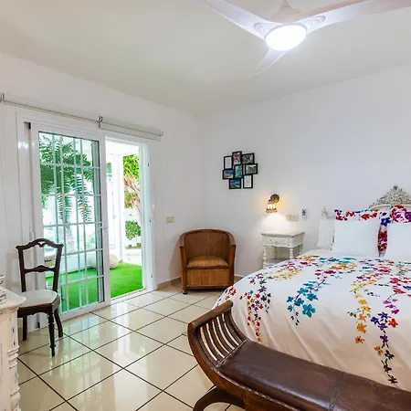 Gedel Ma Zen ポリス・デ・アボナ